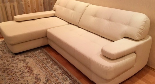 Обивка углового дивана.  Советская Гавань
